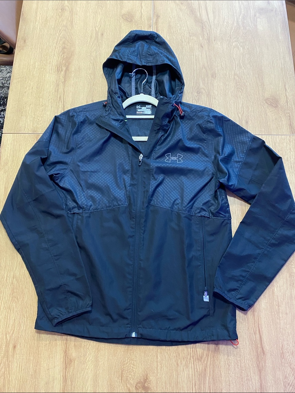 Under Armour Men’s Black Hooded Windbreaker with Subtle Logo